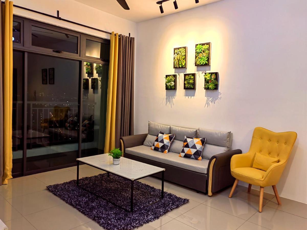 8Scape Residences Batman Vs Ironman@Lsy Home & Leisure Johor Bahru Exterior foto